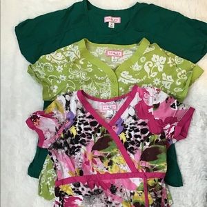 3 KOI By Kathy Peterson Scrub Tops Size S (c)^